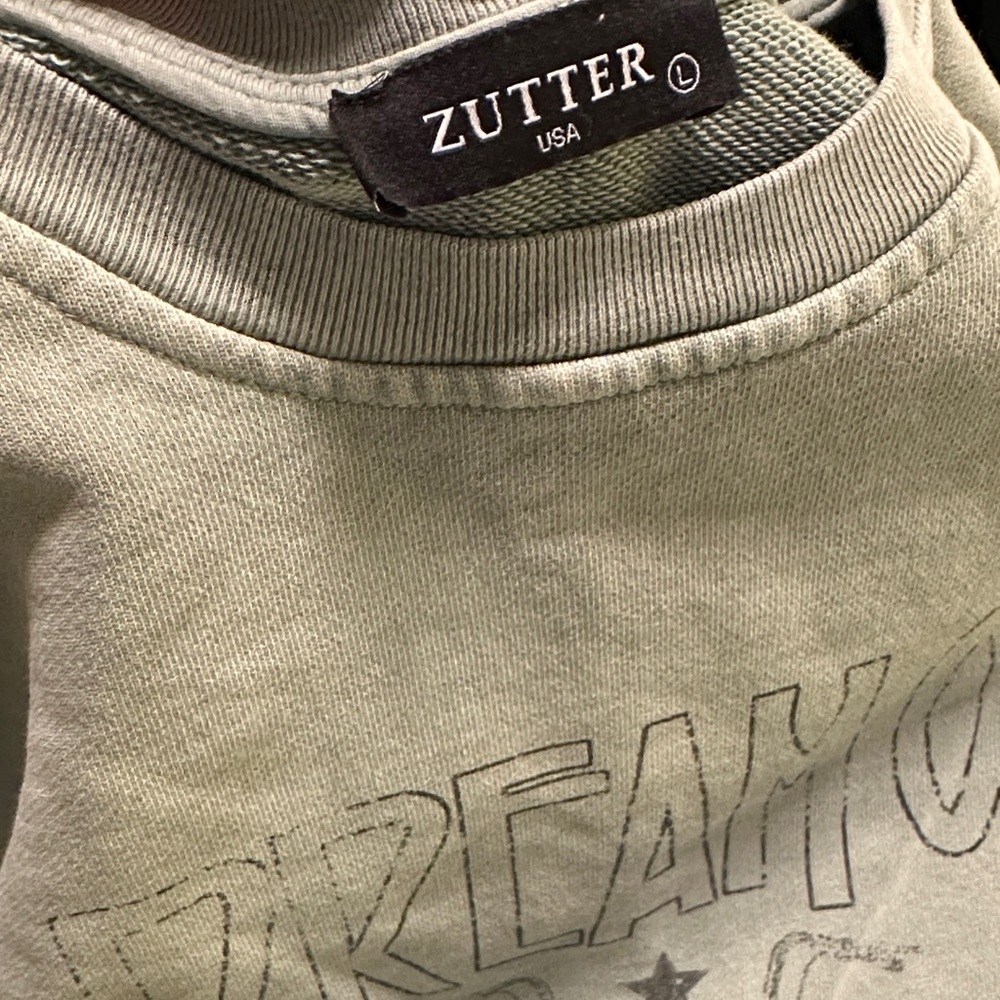 Women’s Graphic swrater “Dream On” dreamer size large - Picture 2 of 3